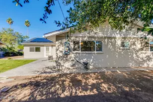 3961 E Becker Ln, Phoenix, AZ 85028 - Photo 39