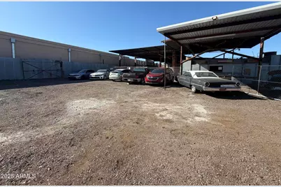 921 N Dysart Road, Avondale, AZ 85323 - Photo 3