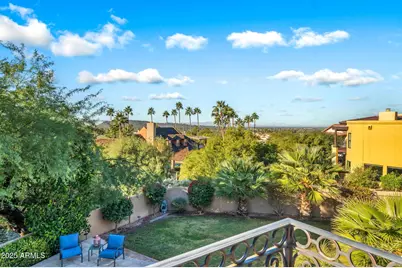 1139 E Coral Gables Drive, Phoenix, AZ 85022 - Photo 15