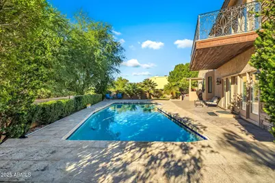 1139 E Coral Gables Drive, Phoenix, AZ 85022 - Photo 13