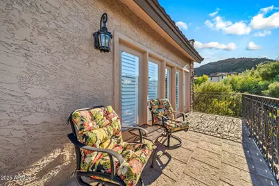 1139 E Coral Gables Drive, Phoenix, AZ 85022 - Photo 17