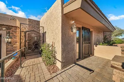 1139 E Coral Gables Drive, Phoenix, AZ 85022 - Photo 53
