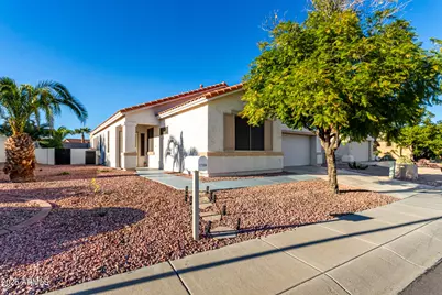 17504 N Phoenician Drive, Surprise, AZ 85374 - Photo 9