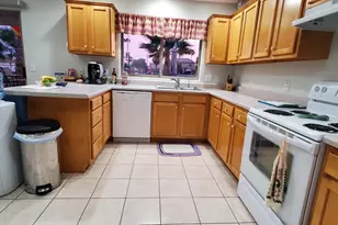 10781 W Guaymas Dr, Arizona City, AZ 85123 - Photo 7