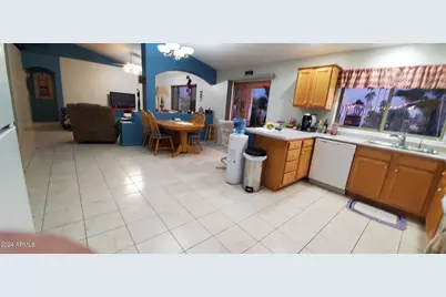 10781 W Guaymas Drive, Arizona City, AZ 85123 - Photo 5