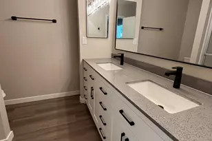 10801 N 43rd Dr, Glendale, AZ 85304 - Photo 17