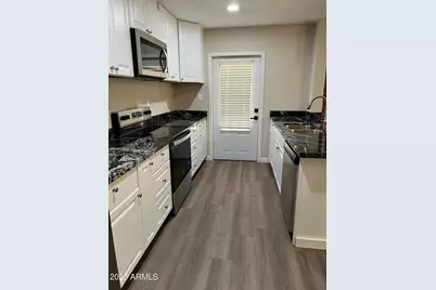 10801 N 43rd Drive, Glendale, AZ 85304 - Photo 11