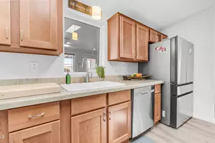 2550 S Ellsworth Rd, Mesa, AZ 85209 - Photo 9