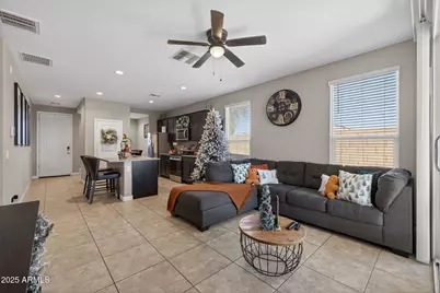 8269 W Rushmore Way, Florence, AZ 85132 - Photo 5