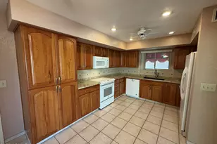 10402 E Regal Dr, Sun Lakes, AZ 85248 - Photo 3