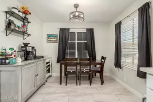 6826 W Crittenden Ln, Phoenix, AZ 85033 - Photo 7