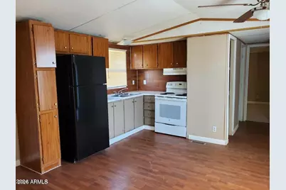 708 W McMurray Boulevard #5, Casa Grande, AZ 85122 - Photo 3