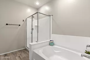 242 W Pacific Dr, Casa Grande, AZ 85122 - Photo 17