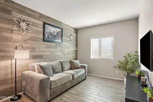 242 W Pacific Dr, Casa Grande, AZ 85122 - Photo 11