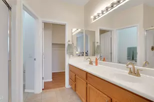 9633 E Holiday Way, Sun Lakes, AZ 85248 - Photo 11