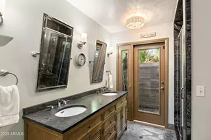 8051 N 14th Ave, Phoenix, AZ 85021 - Photo 21