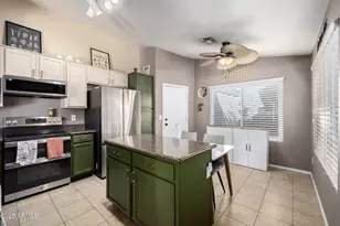 1675 E Robin Ln, Gilbert, AZ 85296 - Photo 9