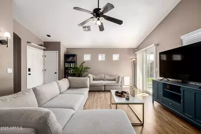 1675 E Robin Lane, Gilbert, AZ 85296 - Photo 7