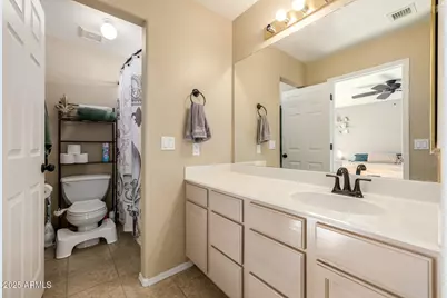 1675 E Robin Lane, Gilbert, AZ 85296 - Photo 17