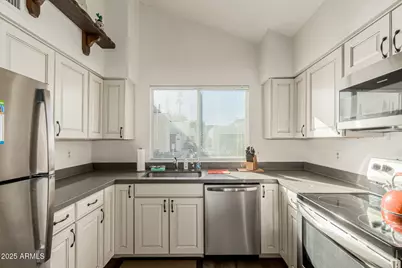 2902 W Altadena Avenue, Phoenix, AZ 85029 - Photo 19