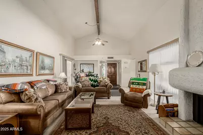 2902 W Altadena Avenue, Phoenix, AZ 85029 - Photo 13