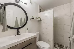 3402 N 32nd St, Phoenix, AZ 85018 - Photo 11