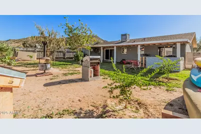 2016 W Windrose Drive, Phoenix, AZ 85029 - Photo 19