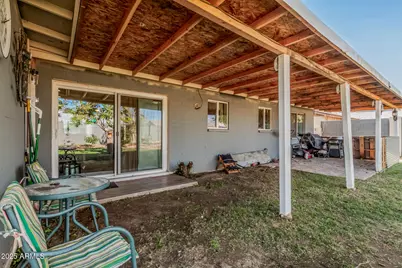 2016 W Windrose Drive, Phoenix, AZ 85029 - Photo 17