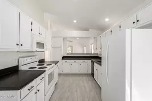 7804 W Rancho Dr, Glendale, AZ 85303 - Photo 15