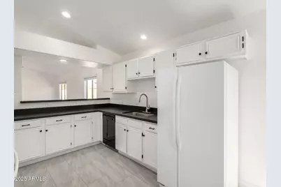 7804 W Rancho Drive, Glendale, AZ 85303 - Photo 13