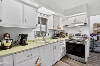 7300 N 51st Avenue #G142, Glendale, AZ 85301 - Photo 5