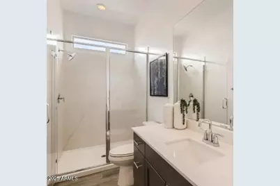 7977 W Rowel Road, Peoria, AZ 85383 - Photo 17