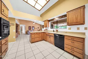 20631 N Stonegate Dr, Sun City West, AZ 85375 - Photo 27