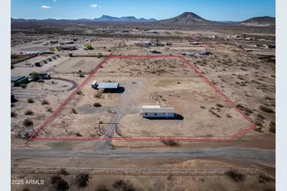 45409 W Luray Road, Wickenburg, AZ 85390 - Photo 1