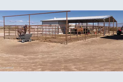 45409 W Luray Road, Wickenburg, AZ 85390 - Photo 19