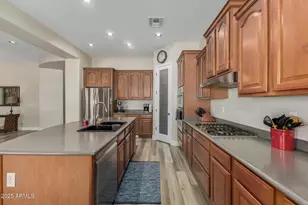 1836 E Desert Ln, Phoenix, AZ 85042 - Photo 21