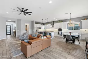 10249 W Hedge Hog Pl, Peoria, AZ 85383 - Photo 21