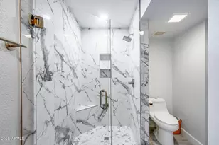 1902 E Linger Ln, Phoenix, AZ 85020 - Photo 19