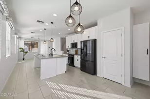 1733 E Bridgeport Pkwy, Gilbert, AZ 85295 - Photo 15