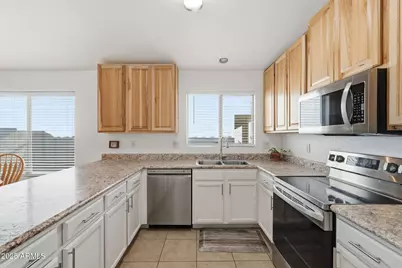 9306 S 35th Glen, Laveen, AZ 85339 - Photo 3