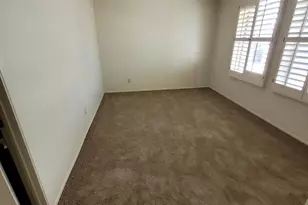 750 E Michelle Dr, Phoenix, AZ 85022 - Photo 5