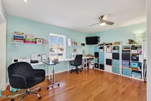 10001 W Burns Dr, Sun City, AZ 85351 - Photo 27