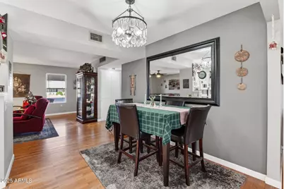 10001 W Burns Drive, Sun City, AZ 85351 - Photo 13