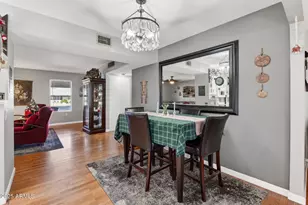 10001 W Burns Dr, Sun City, AZ 85351 - Photo 13