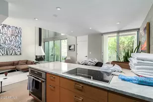 3263 E Camelback Rd, Phoenix, AZ 85018 - Photo 19