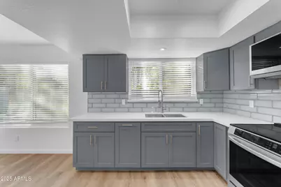 108 S Morning Ridge Drive, Gilbert, AZ 85296 - Photo 11