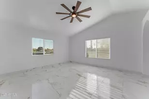 108 S Morning Ridge Dr, Gilbert, AZ 85296 - Photo 29