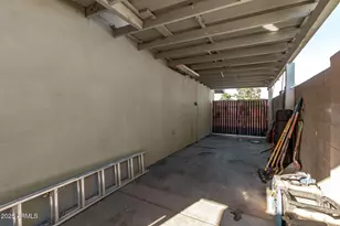 807 E Dolphin Ave, Mesa, AZ 85204 - Photo 29