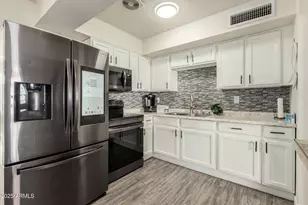 807 E Dolphin Ave, Mesa, AZ 85204 - Photo 13