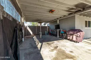 807 E Dolphin Ave, Mesa, AZ 85204 - Photo 33